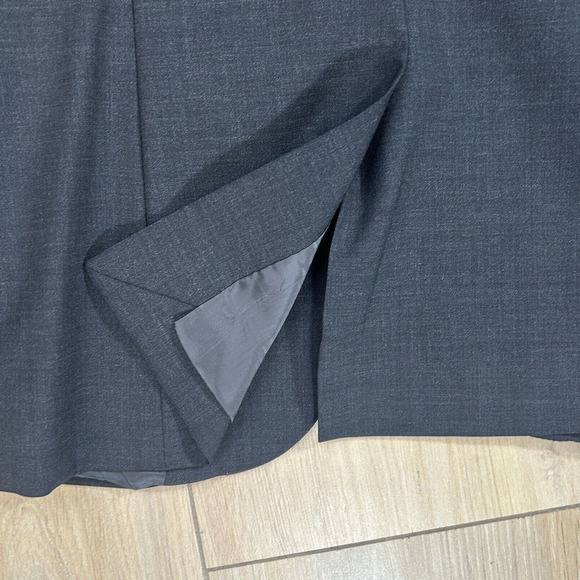 J.CREW Sz 2T Black Two-Button Jacket in Stretch Wool Career Business Blazer - Picture 12 of 12